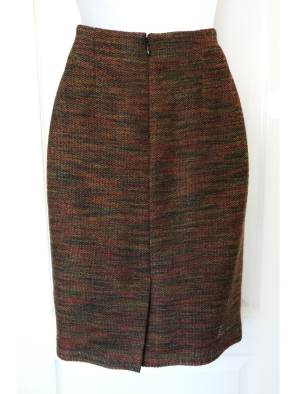 Vintage lightweight summer woven skirt suit by Linda Allard Ellen Tracy - Picture 8 of 13